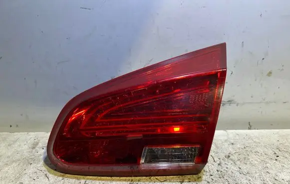 KIA Ceed Tailgate rear/tail lights