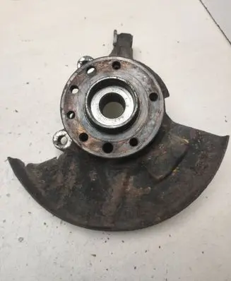Opel Vectra C Front wheel hub spindle knuckle 6698L