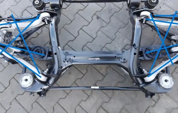 Ford Explorer Rear axle beam 