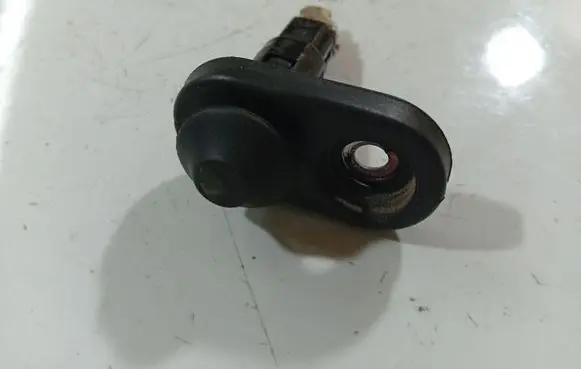 Toyota Avensis T250 Front door sensor 