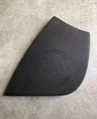 Side speaker trim/cover