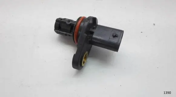 Opel Astra J Camshaft position sensor 55565708 A16XER