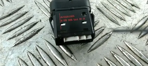 Mercedes-Benz Sprinter W906 Light switch 9065440131