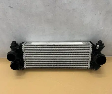 Ford Bronco Intercooler radiator NB3V4D624CC