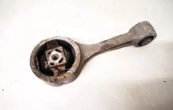 Volkswagen Polo IV 9N3 Engine mount bracket