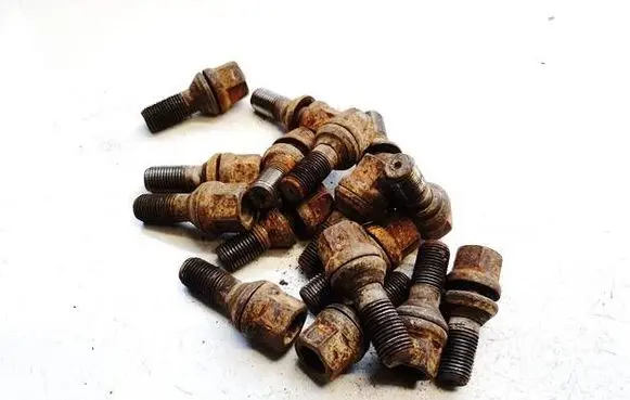 Citroen C4 I Picasso Nuts/bolts 