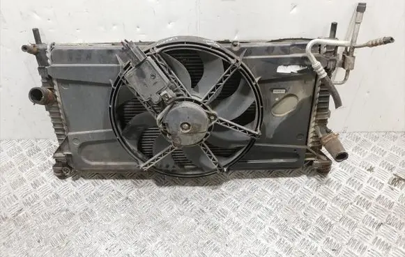 Ford Focus Fan set 3M518C607EC