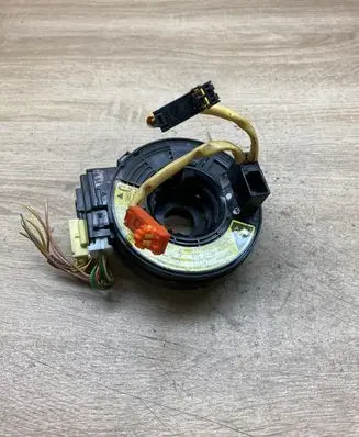 Toyota Avensis T250 Airbag slip ring squib (SRS ring) 
