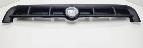 Fiat Doblo Front grill 735268388