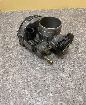 Audi A3 S3 8L Throttle valve 06A133062