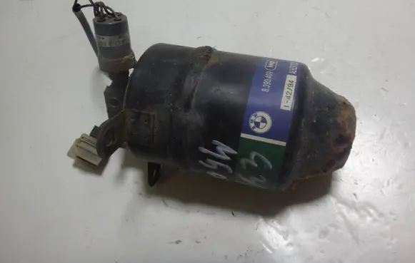 BMW 5 E34 Air conditioning (A/C) air dryer 8390469