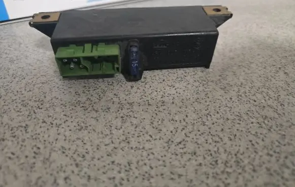 BMW 5 E34 Other relay 1378027