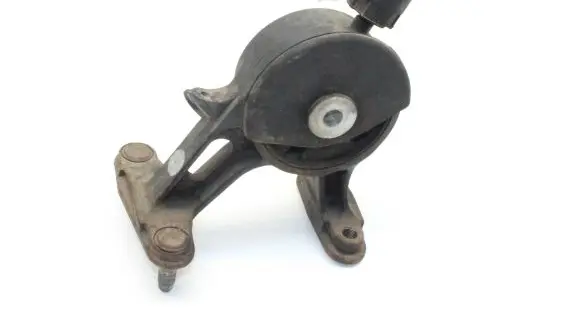 Toyota Avensis T270 Engine mount bracket 123710X020