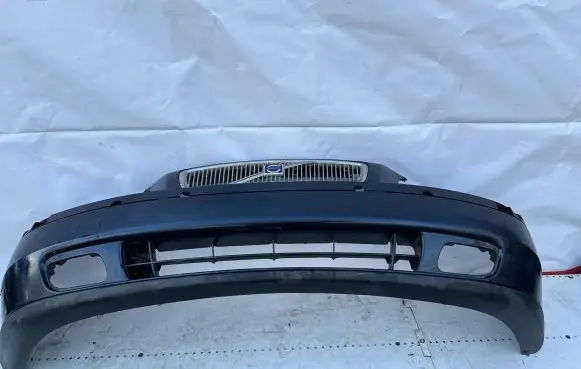 Volvo V70 Front bumper 09484239 2419