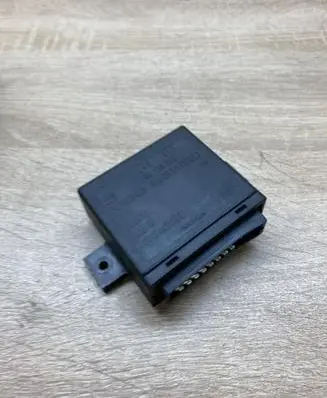 Opel Vectra B Light module LCM 09135156