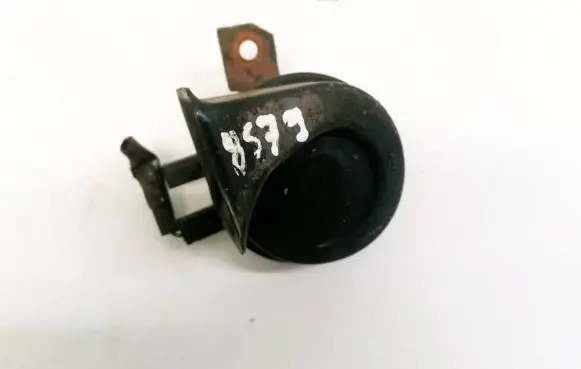 Nissan Micra Horn signal E9011157