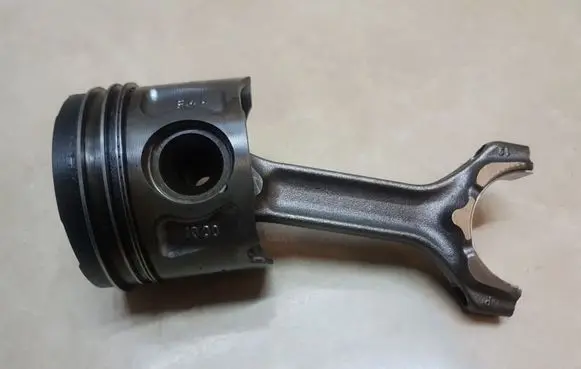 Opel Insignia A Piston 