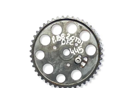 Volkswagen PASSAT B8 Camshaft pulley/ VANOS 04L109105