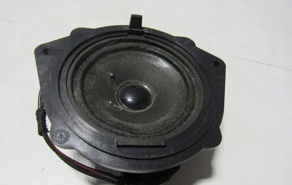 Mercedes-Benz SL R230 Panel speaker A2308201602