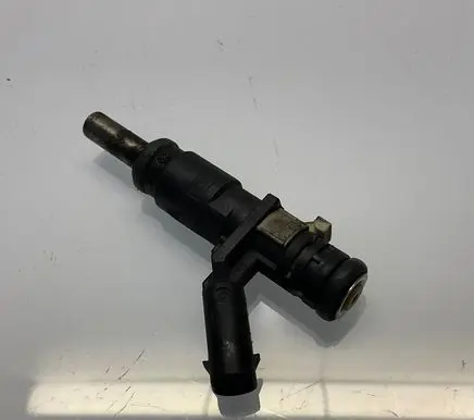 Mercedes-Benz CLS C219 Fuel injector A2720780249 2720780249