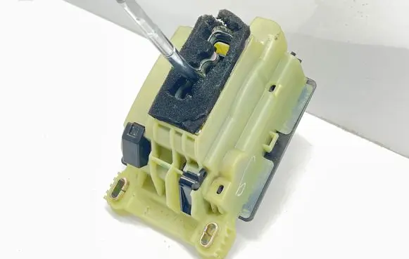 Gear shifter/selector