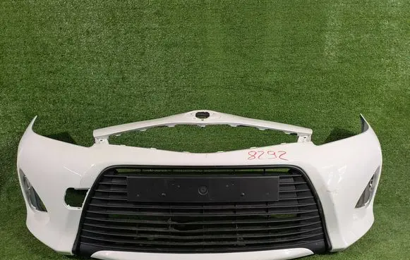 Toyota Yaris Front bumper 