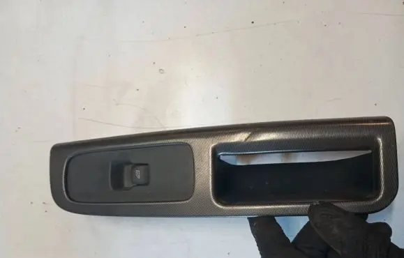 Volvo XC60 Electric window control switch 31272012 10W045
