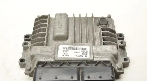 Chevrolet Captiva Engine control unit/module ECU 25190507