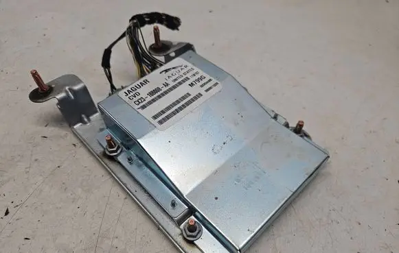 Jaguar XF X250 Suspension control unit/module CX2318B008AA