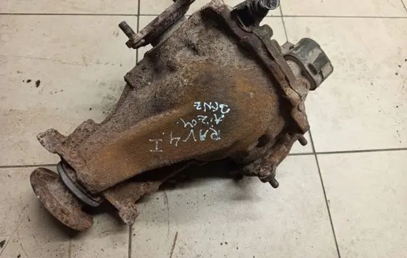 Toyota RAV 4 (XA10) Rear differential