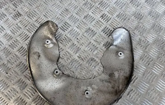Audi A4 S4 B8 8K Front brake disc dust cover plate 8K0615312H