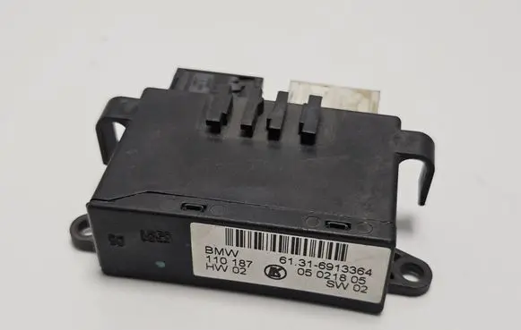 BMW 3 E46 Wing mirror control module 6913364 110187 05021805