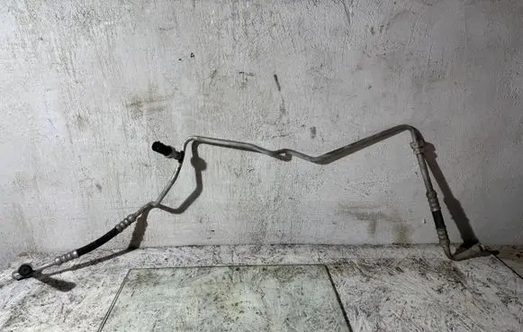 Ford Focus C-MAX Air conditioning (A/C) pipe/hose