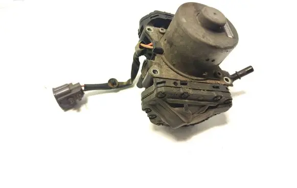 Volvo V60 Vacuum pump 282251020180541624