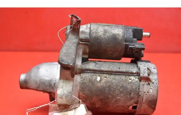 Toyota Yaris Starter motor S6099