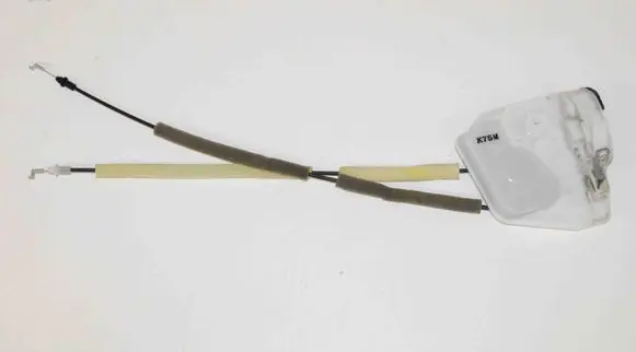 Mazda 3 II Coupe door lock (next to the handle) 