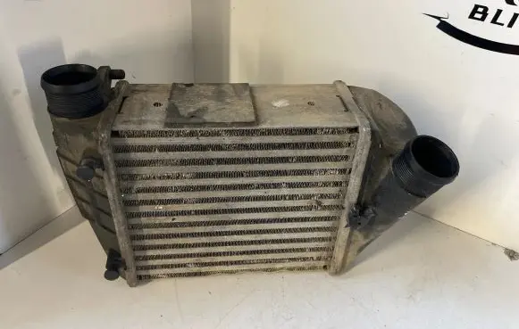 Audi A4 S4 B7 8E 8H Intercooler radiator 8E0145806E