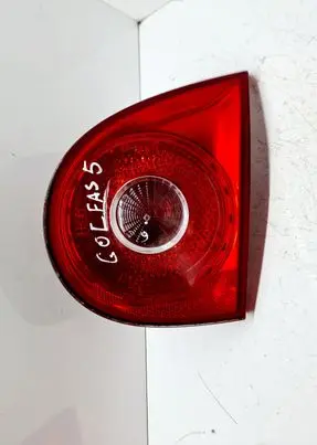 Volkswagen Golf V Tailgate rear/tail lights