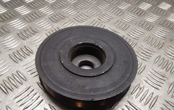 Renault Megane II Crankshaft pulley 523083