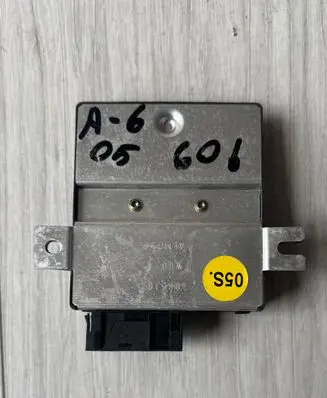 Audi A6 S6 C6 4F Gateway control module 4F0907468 4F0910468