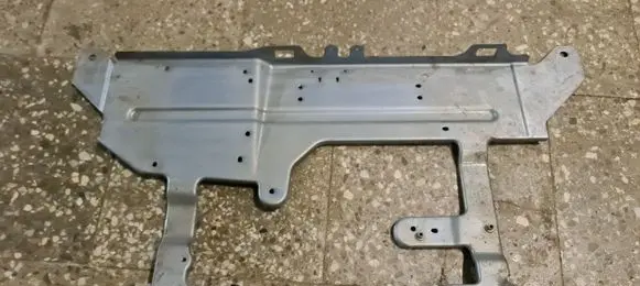 Volvo XC90 Hybrid/electric vehicle battery bracket 32223045