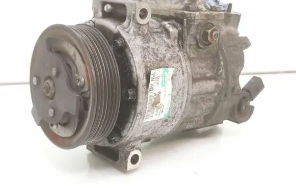 Volkswagen PASSAT B6 Air conditioning (A/C) compressor (pump) 1K0820859F