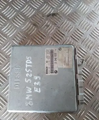 BMW 5 E39 Engine control unit/module ECU 0281001373 2246616 960226