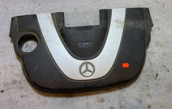 Mercedes-Benz CLS C219 Engine cover (trim) A2720100367 2720100367