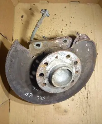 Opel Zafira B Rear wheel hub