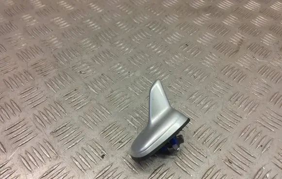 Audi Q3 8U Aerial GPS antenna 4G0035503E