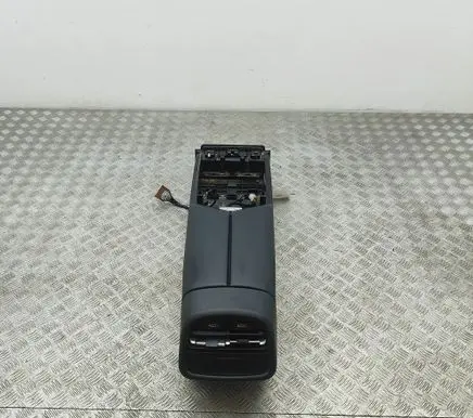 Maserati Ghibli Center console 105157436 105088372C