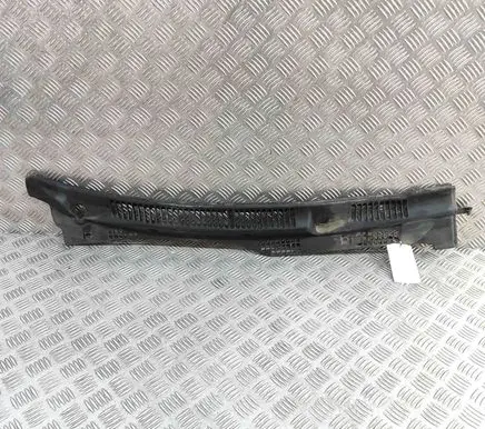 Nissan 240ZX, 280ZX, 300ZX Wiper trim 6681140P00
