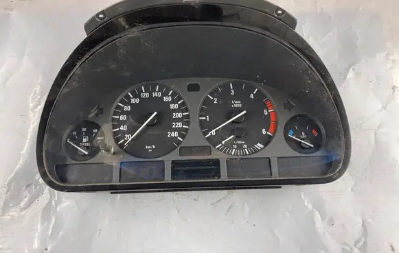 BMW 5 E39 Speedometer (instrument cluster) 62118381198 110008735054