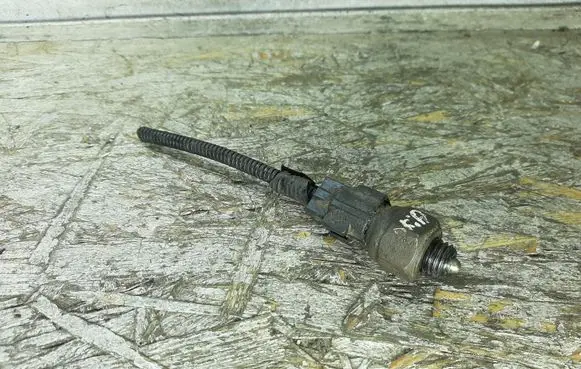KIA Rio Reversing light switch sensor 